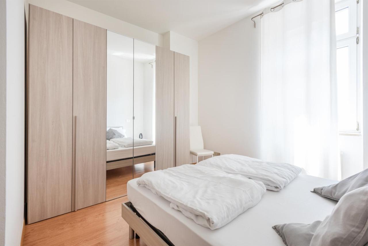 Residenza Ester 加尔达湖滨 外观 照片